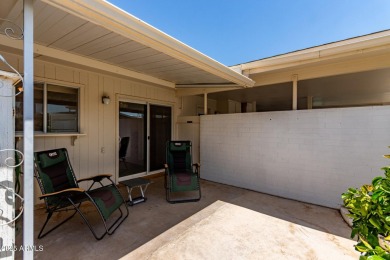 PRICED TO SELL! BEAUTIFUL 1 BEDROOM 1 BATH CONDO IN SUN CITY! on Sun City Country Club in Arizona - for sale on GolfHomes.com, golf home, golf lot