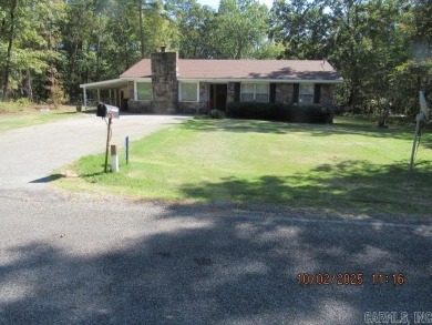 Fairfield Bay resort home offering a  New roof in 2022.  New on Mountain Ranch Golf Club in Arkansas - for sale on GolfHomes.com, golf home, golf lot