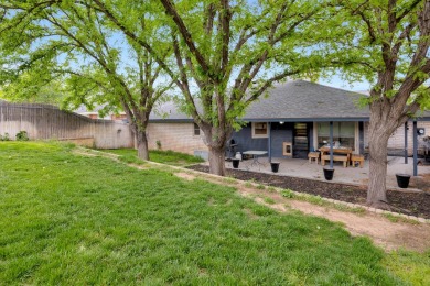 Welcome to this charming 3/3/2 + office in Hunsley Hills! Near on Palo Duro Creek Golf Club in Texas - for sale on GolfHomes.com, golf home, golf lot