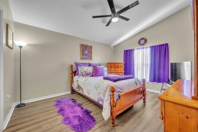 Step into comfort and convenience in this BEAUTIFULLY MAINTAINED on Remington Golf Club in Florida - for sale on GolfHomes.com, golf home, golf lot