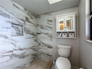 *NO Hurricane damage or flooding* Wow! NO FLOOD INSURANCE on El Rio Golf Course and Club in Florida - for sale on GolfHomes.com, golf home, golf lot