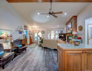 Discover this charming home in an active, quiet community.  As on Diamondhead Golf and Country Club in Arkansas - for sale on GolfHomes.com, golf home, golf lot