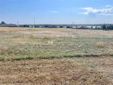 If you're looking to build, LOOK NO FURTHER. This would make a on Chandler Golf Course in Oklahoma - for sale on GolfHomes.com, golf home, golf lot