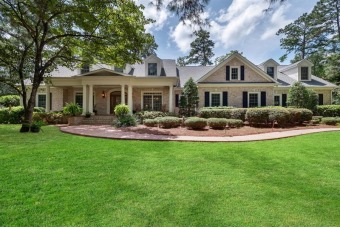 Nestled in 4.6 acres, this Southwest Georgia Estate, is located on Glen Arven Country Club in Georgia - for sale on GolfHomes.com, golf home, golf lot