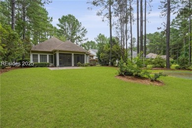 With an acceptable offer, seller to provide a $25,000 CREDIT at on Hampton Pointe Golf Course in South Carolina - for sale on GolfHomes.com, golf home, golf lot