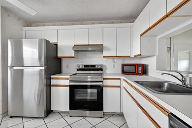 Beautiful 2 bedroom, 1.5 bath Oleander Model in the desirable on Flamingo Lakes Country Club in Florida - for sale on GolfHomes.com, golf home, golf lot