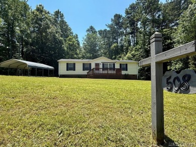 This freshly remodeled 3-bedroom, 2-bath doublewide is move-in on Tanglewood Shores Golf Club in Virginia - for sale on GolfHomes.com, golf home, golf lot
