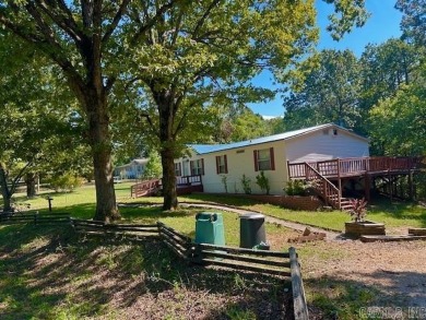 Welcome to the market this well maintained 3 bedroom 2 bathroom on Pine Hills Golf Course in Arkansas - for sale on GolfHomes.com, golf home, golf lot