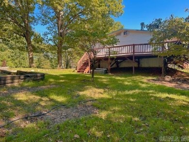 Welcome to the market this well maintained 3 bedroom 2 bathroom on Pine Hills Golf Course in Arkansas - for sale on GolfHomes.com, golf home, golf lot