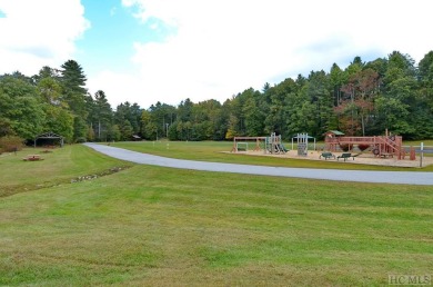 Build your new home in an established Sapphire Valley on Sapphire National Golf Club in North Carolina - for sale on GolfHomes.com, golf home, golf lot