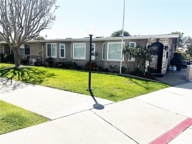 Mutual 4-41H.  A Charming and Expanded 1 bedroom with an ideal on Leisure World Seal Beach Golf Course in California - for sale on GolfHomes.com, golf home, golf lot
