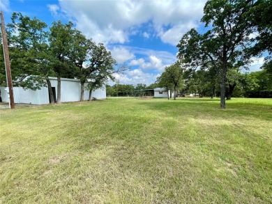 Discover this charming 3-bedroom, 2-bathroom singlewide home on on Nocona Hills Golf Course in Texas - for sale on GolfHomes.com, golf home, golf lot