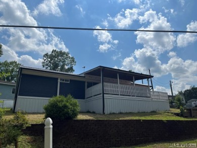 MOVE-IN READY, FURNISHED PROPERTY FOR LESS THAN $100K.  This on River Ridge Golf Club in Virginia - for sale on GolfHomes.com, golf home, golf lot