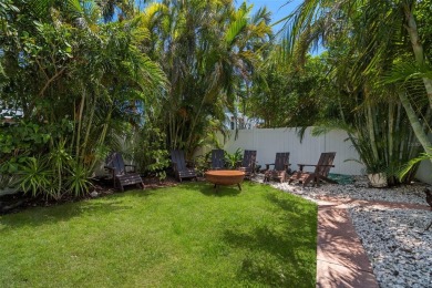 HUGE PRICE IMPROVEMENT! Pasadena Yacht & Country Club's on Pasadena Yacht and Country Club in Florida - for sale on GolfHomes.com, golf home, golf lot