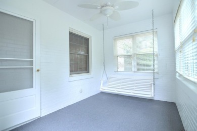 Location! Location! Easy Living Step Free/One Level Living from on Fort Mitchell Country Club in Kentucky - for sale on GolfHomes.com, golf home, golf lot