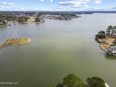 Waterfront Living at Its Finest in Lake Caroline - Madison, MS on Lake Caroline Golf Club in Mississippi - for sale on GolfHomes.com, golf home, golf lot