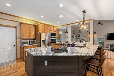 :  If your real estate goal is to own a piece of paradise, this on Bella Vista Country Club - Highlands in Arkansas - for sale on GolfHomes.com, golf home, golf lot