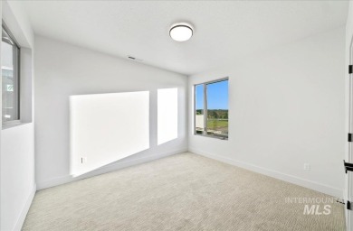 Open Saturday 12-3!  5.49% Fixed Rate available with closing on Boise Ranch Golf Course, Inc. in Idaho - for sale on GolfHomes.com, golf home, golf lot
