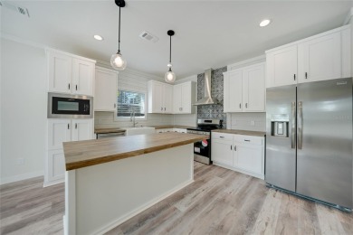 Under contract-accepting backup offers. Cute as a button!!! This on Bobcat Trail Golf Club in Florida - for sale on GolfHomes.com, golf home, golf lot