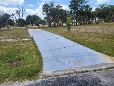 Welcome to Plantation Estates Mobile Home Park - a pet-friendly on Kelly Greens Golf and Country Club in Florida - for sale on GolfHomes.com, golf home, golf lot