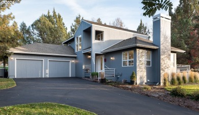 Natural light, thoughtful layout, lovely finishes, great storage on Eagle Crest Golf Resort - Resort Course in Oregon - for sale on GolfHomes.com, golf home, golf lot