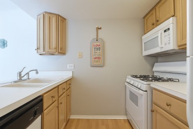 First-Floor Condo, Prime Hoffman Estates Location! Spacious on Hilldale Golf Club in Illinois - for sale on GolfHomes.com, golf home, golf lot