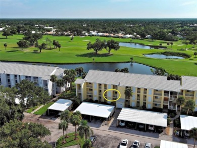 Beautifully RENOVATED and FRESHLY PAINTED condo with GOLF AND on Plantation Golf and Country Club in Florida - for sale on GolfHomes.com, golf home, golf lot