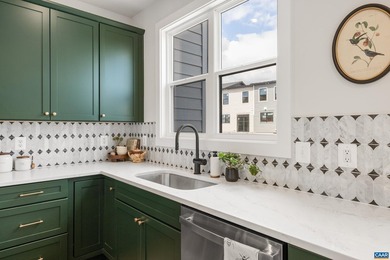 PRESALE 2026 DEVLIVERY. END UNIT. The Avon is a modern townhome on Old Trail Golf Club in Virginia - for sale on GolfHomes.com, golf home, golf lot