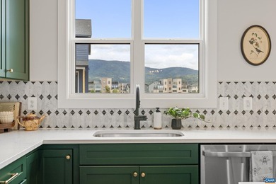 PRESALE 2026 DEVLIVERY. END UNIT. The Avon is a modern townhome on Old Trail Golf Club in Virginia - for sale on GolfHomes.com, golf home, golf lot