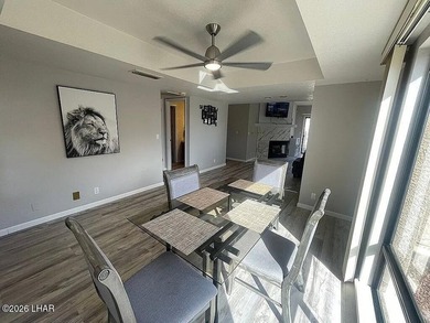 Desirable end unit at Stonebridge golf course community! on London Bridge Golf Course in Arizona - for sale on GolfHomes.com, golf home, golf lot