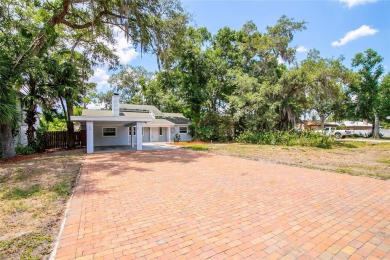 Under contract-accepting backup offers. PRICED BELOW APPRAISED on Bent Tree Country Club in Florida - for sale on GolfHomes.com, golf home, golf lot