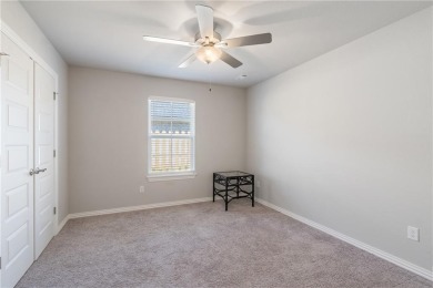 Like new 3bedroom 2 bath home on the island. Looking for a place on Holiday Island Executive Golf Course in Arkansas - for sale on GolfHomes.com, golf home, golf lot