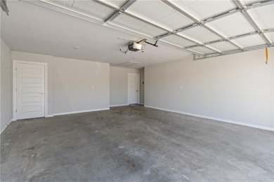 Like new 3bedroom 2 bath home on the island. Looking for a place on Holiday Island Executive Golf Course in Arkansas - for sale on GolfHomes.com, golf home, golf lot