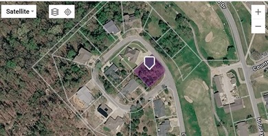 FOR SALE - Holiday Island Lot: Experience lakeside living in the on Holiday Island Golf Course in Arkansas - for sale on GolfHomes.com, golf home, golf lot