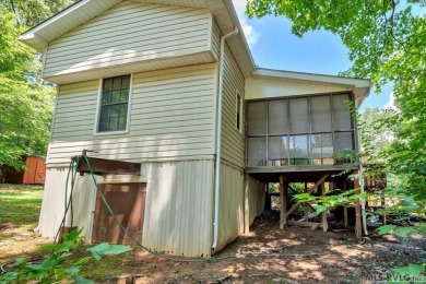 Don't miss this unique opportunity in the desirable Tanglewood on Tanglewood Shores Golf Club in Virginia - for sale on GolfHomes.com, golf home, golf lot