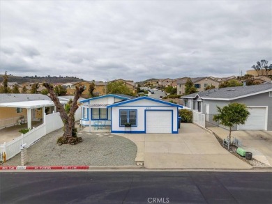 Welcome home!  Pride of Ownership, Charm, Privacy.....Yes on The Golf Club At Rancho California in California - for sale on GolfHomes.com, golf home, golf lot