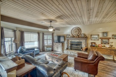 Remodeled Pinetop Lakes Cabin -Walk to recreation center- across on Pinetop Lakes Country Club in Arizona - for sale on GolfHomes.com, golf home, golf lot