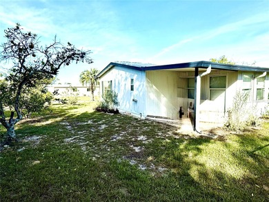 Beautifully maintained 2-bedroom, 2-bathroom home in the on High Point Golf Club, Inc. in Florida - for sale on GolfHomes.com, golf home, golf lot