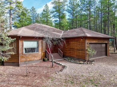 Remodeled Pinetop Lakes Cabin -Walk to recreation center- across on Pinetop Lakes Country Club in Arizona - for sale on GolfHomes.com, golf home, golf lot