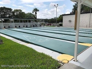 Beautifully maintained 2-bedroom, 2-bathroom home in the on High Point Golf Club, Inc. in Florida - for sale on GolfHomes.com, golf home, golf lot