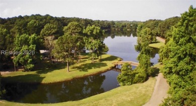 See our 3D virtual tour.  Relax and enjoy the lagoon views and on Sea Pines Golf and Resort  in South Carolina - for sale on GolfHomes.com, golf home, golf lot