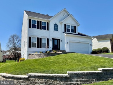Welcome to 62 Niblick Ct, Martinsburg, WV - where spacious on Stonebridge Golf Club in West Virginia - for sale on GolfHomes.com, golf home, golf lot