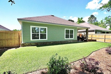 Like new 4BR/2BA with 2 car garage and fenced back yard. Fence on Francis Lake Golf Club in Georgia - for sale on GolfHomes.com, golf home, golf lot