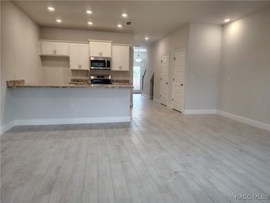 THE SANDHILL TOWNHOUSE - HOME FOR THE HOLIDAYS! YEARLY BLOWOUT on Inverness Golf and Country Club in Florida - for sale on GolfHomes.com, golf home, golf lot