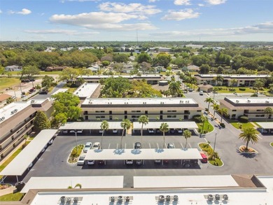 One or more photo(s) has been virtually staged. This on Largo Golf Course in Florida - for sale on GolfHomes.com, golf home, golf lot