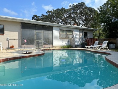 This home has the best of everything!  This spacious pool home on Palatka Golf Club in Florida - for sale on GolfHomes.com, golf home, golf lot