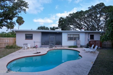 This home has the best of everything!  This spacious pool home on Palatka Golf Club in Florida - for sale on GolfHomes.com, golf home, golf lot