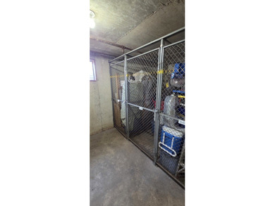 Welcome to your new home in Raintree Condominiums. The unit on Village Links of Glen Ellyn in Illinois - for sale on GolfHomes.com, golf home, golf lot