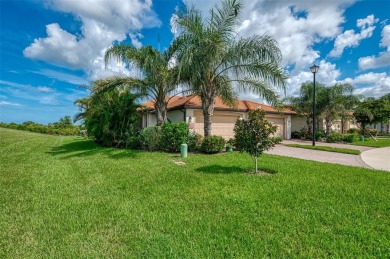 Dramatic price reduction on this gorgeous end unit villa located on Sarasota National Golf Club in Florida - for sale on GolfHomes.com, golf home, golf lot