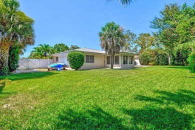 Your Florida dream awaits with this stunning 3-bedroom, 2 on Pasadena Yacht and Country Club in Florida - for sale on GolfHomes.com, golf home, golf lot